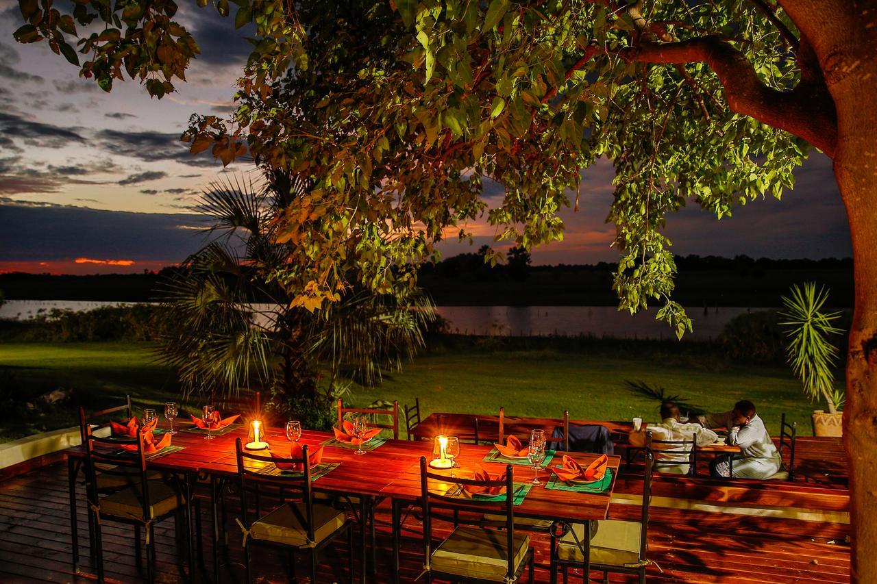 Thamalakane River Lodge Maun Exterior photo