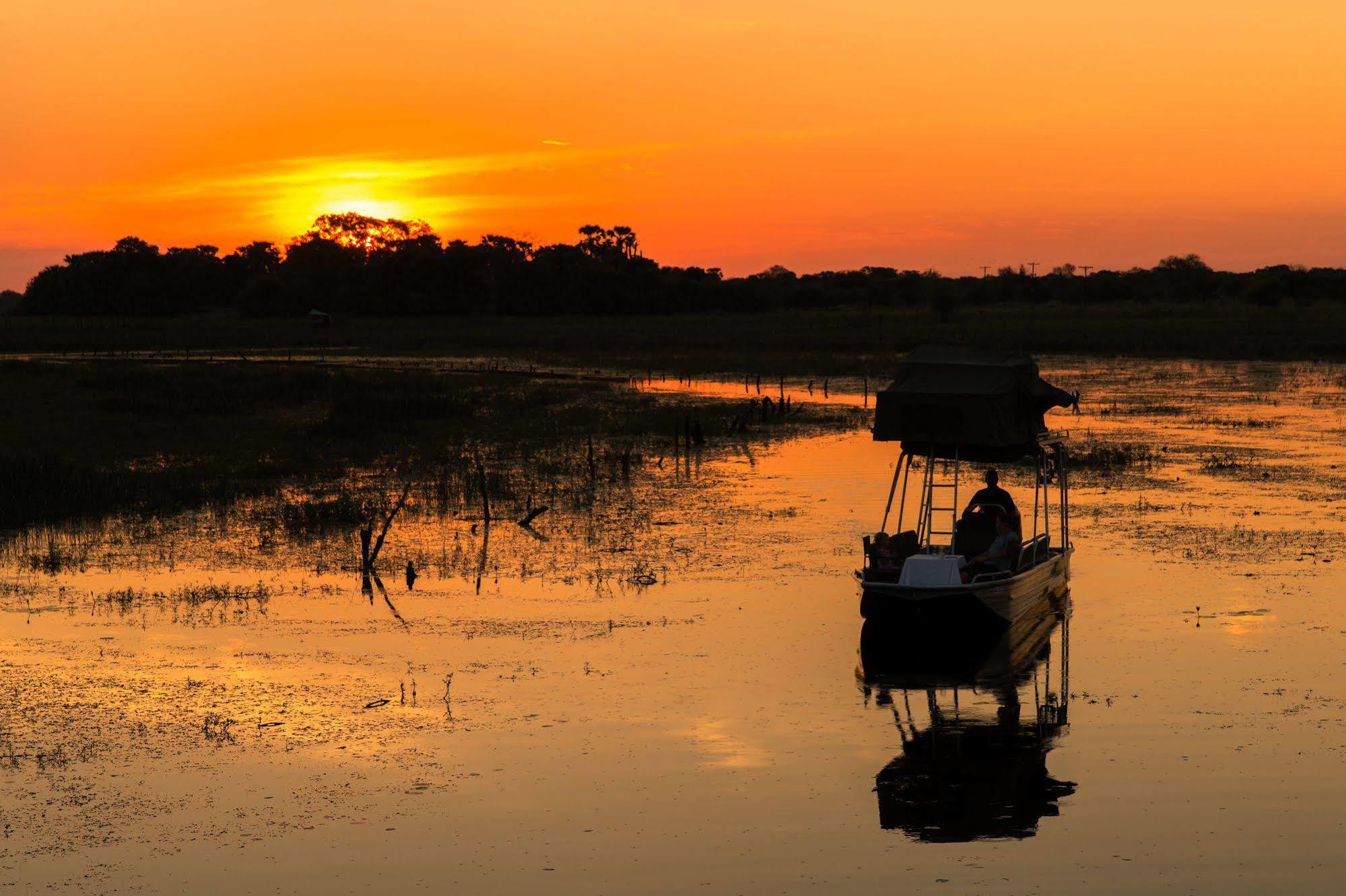 Thamalakane River Lodge Maun Exterior photo